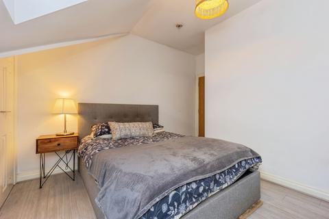 1 bedroom apartment for sale, Edge Lane, Manchester, M21
