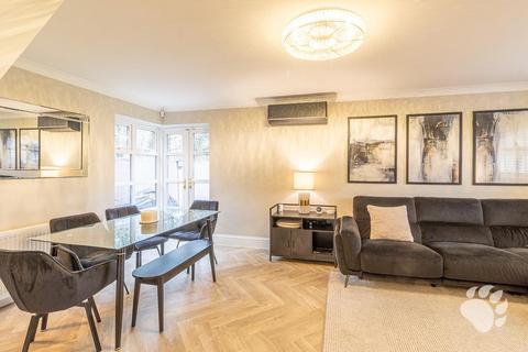 undefined, Kenton Way, Basildon SS16