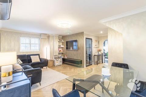 undefined, Kenton Way, Basildon SS16
