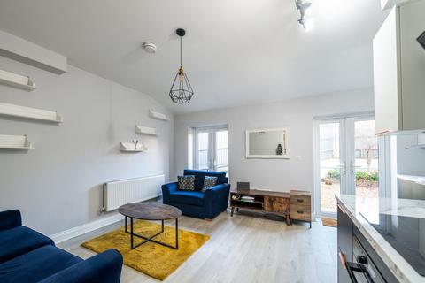 1 bedroom flat for sale, Princes Road, Nightingale House, RH1