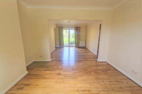 3 bedroom semi-detached house to rent, Station Road, Shepreth, Royston