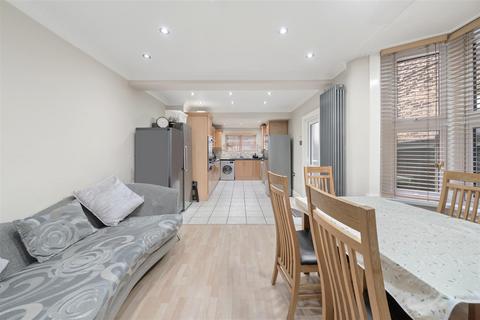 3 bedroom house for sale, Mayfair Avenue, Ilford