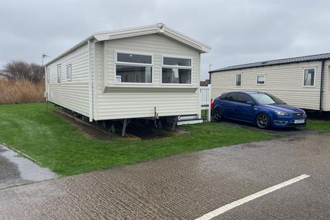 3 bedroom holiday park home for sale, New Lydd Road, Camber, Rye, East Sussex TN31