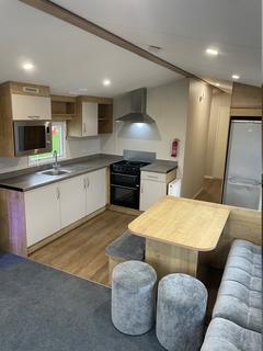 3 bedroom holiday park home for sale, New Lydd Road, Camber, Rye, East Sussex TN31