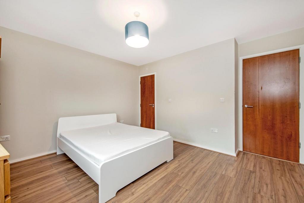 30620 hunters flat 3 10 quaker street 10 lo.jpg