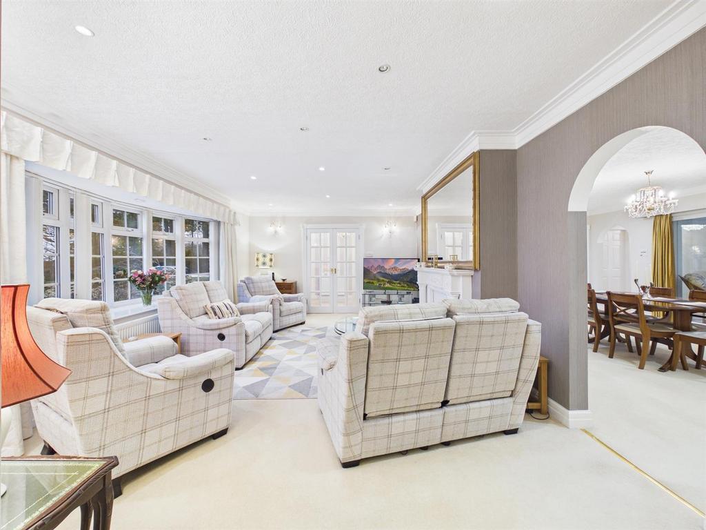 Lounge: