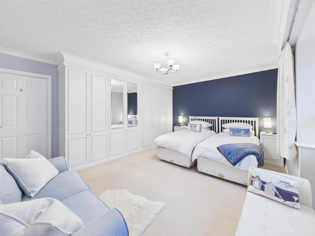 Bedroom: