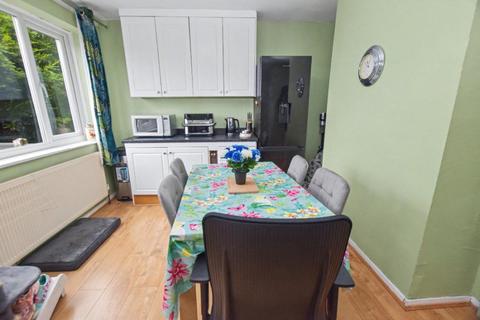 2 bedroom terraced house for sale, Kellett Avenue, Leeds, West Yorkshire