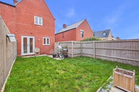 undefined, Pontefract Avenue, Towcester, NN12