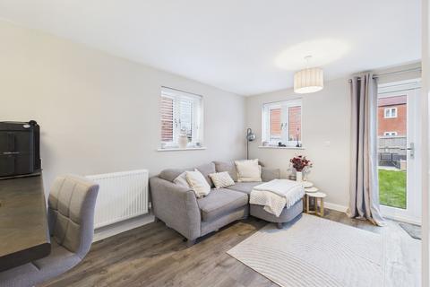 undefined, Pontefract Avenue, Towcester, NN12