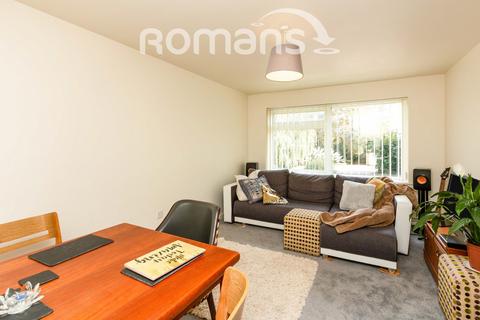 undefined, Sylvia Close, Sylvia Close, Basingstoke, RG21