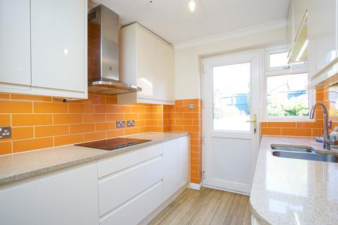 3 bedroom detached house to rent, Cannock Way, Lower Earley, Reading, RG6