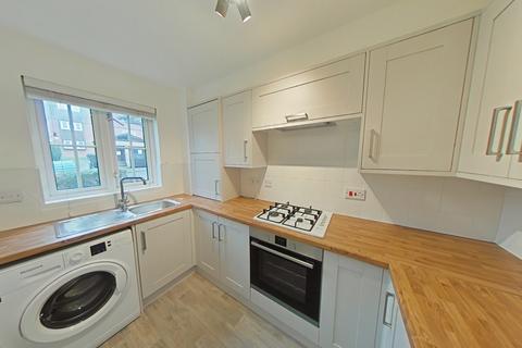2 bedroom apartment to rent, Waverley Road, EN2, Enfield EN2