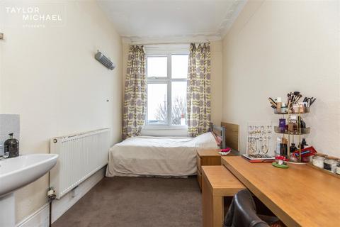 1 bedroom in a house share to rent, Powis Grove, Brighton