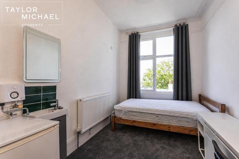 1 bedroom in a house share to rent, Powis Grove, Brighton