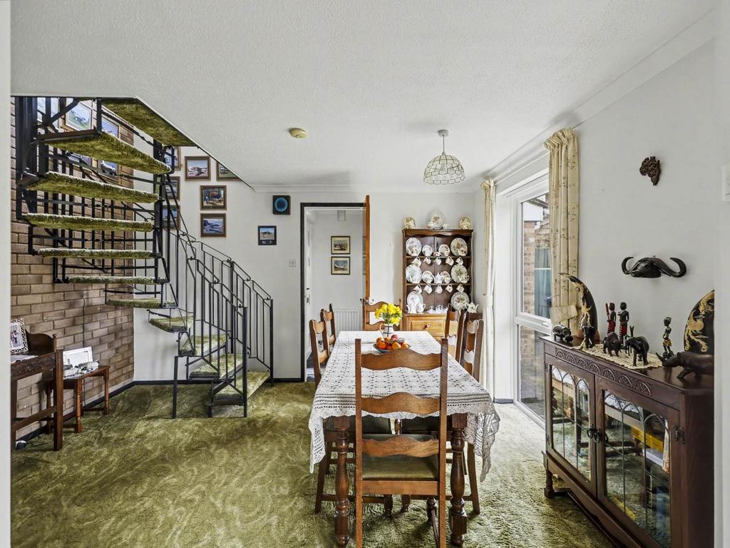 Dining Room (2)
