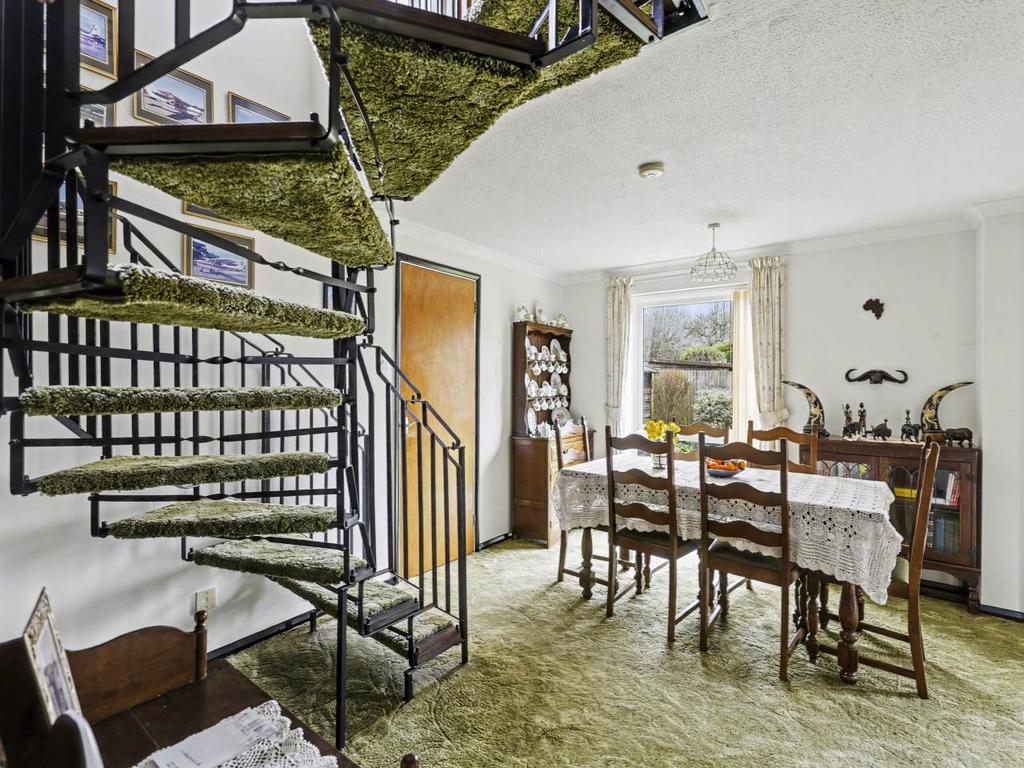 Dining Room (3)