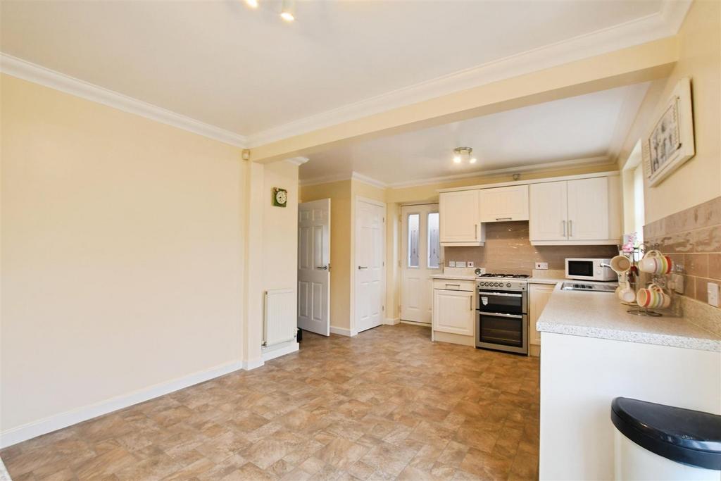Fitted Kitchen