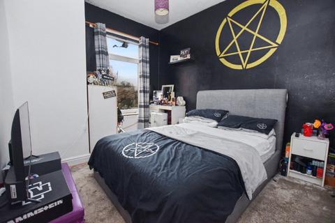 2 bedroom terraced house for sale, Dewsbury Road, Wakefield, West Yorkshire