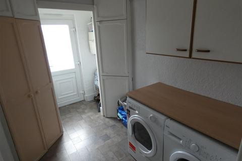 3 bedroom townhouse to rent, Ferry Street, Burton-On-Trent