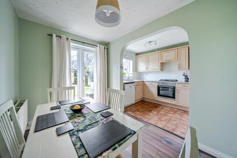 3 bedroom end of terrace house for sale, Buttercup Place,  Thatcham,  RG18,  RG18