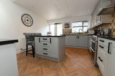 2 bedroom terraced house for sale, Mornington Road, Bolton, BL1