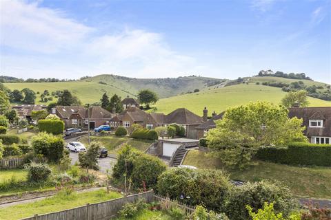 Coopers Hill, Eastbourne BN20