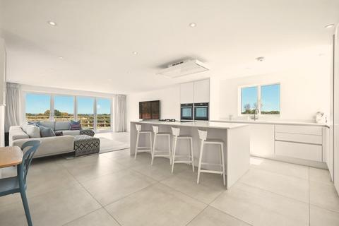 5 bedroom detached house for sale, Epping Green, Epping