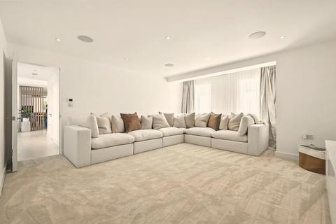 5 bedroom detached house for sale, Epping Green, Epping