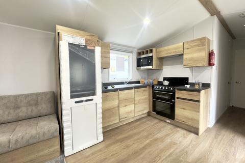 2 bedroom detached house for sale, Ivyhouse Lane, Hastings TN35