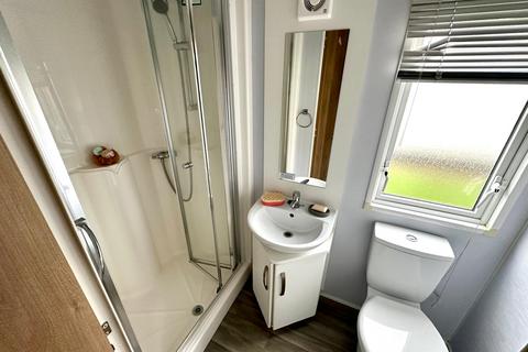 3 bedroom detached house for sale, Low Road, Harwich CO12