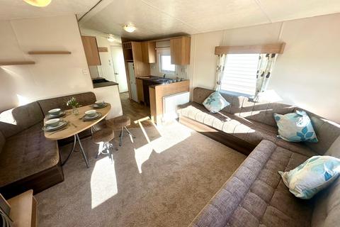 2 bedroom detached house for sale, Low Road, Harwich CO12