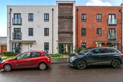 undefined, Sinclair Drive,BASINGSTOKE TOWN