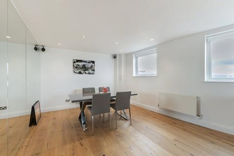 2 bedroom penthouse for sale, Palgrave Gardens, London NW1