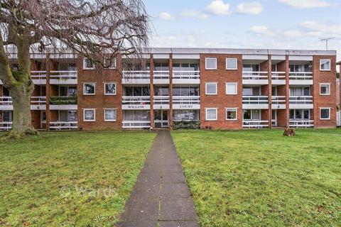2 bedroom flat for sale, St. Peter's Park Road, Broadstairs, Kent