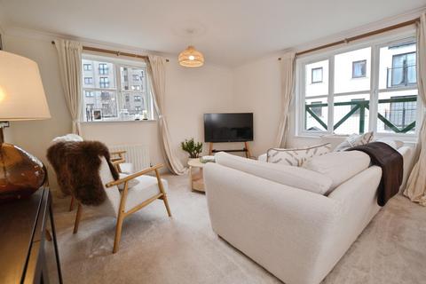 3 bedroom flat to rent, Silvermills, Stockbridge, Edinburgh, EH3