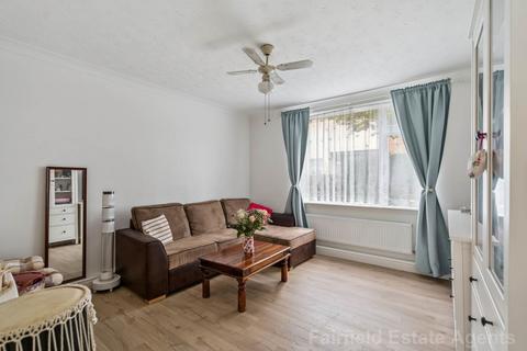1 bedroom flat for sale, Oxhey Drive, Watford, WD19