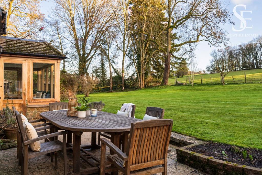 Outdoor seating