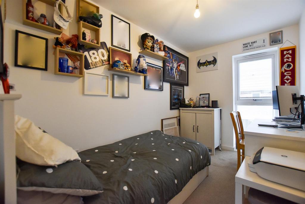 Bedroom 4.jpg
