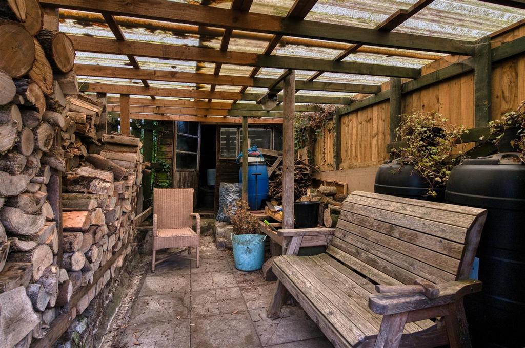 Garden store.jpg