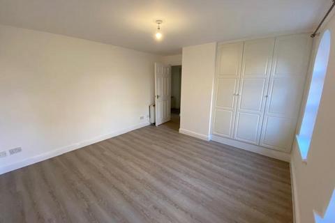 undefined, Scholars Court, Northampton NN1