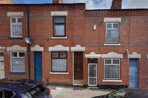 3 bedroom terraced house to rent, Fairfield Street, Leicester, Leicestershire, LE5 5BF
