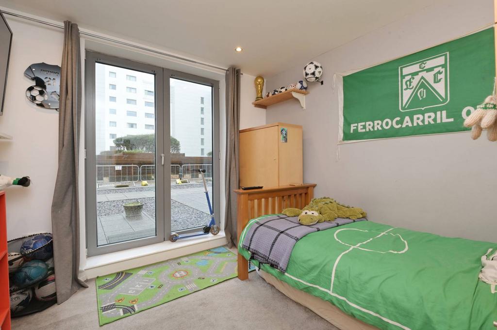 MFL8252449 637.jpg