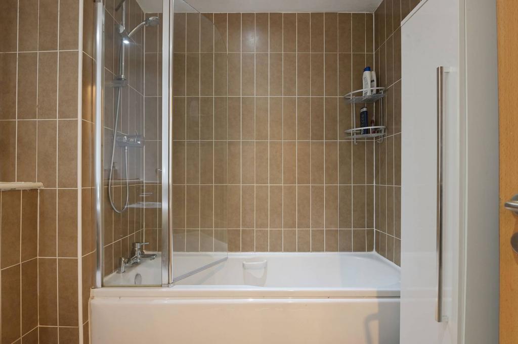 MFL8252449 057.jpg