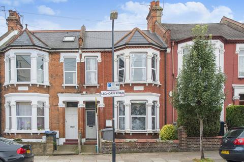 3 bedroom flat for sale, Leghorn Road, Harlesden, London, NW10
