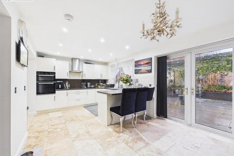 4 bedroom detached house for sale, Hanson Park, Northam, Bideford