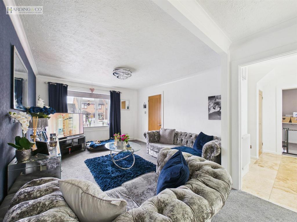 Living room .3