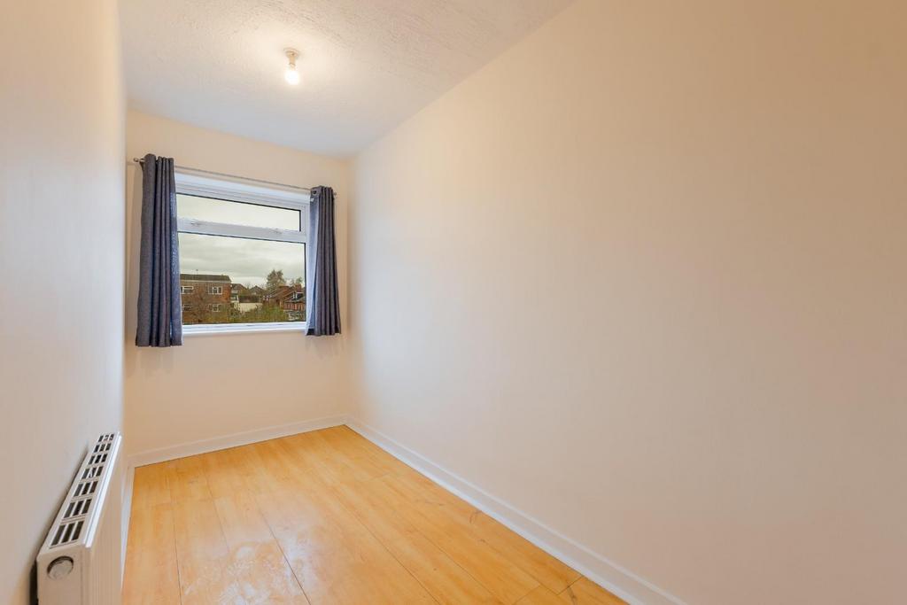 Bedroom 2-1.jpg
