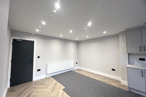 undefined, Hackbridge Road, Wallington SM6