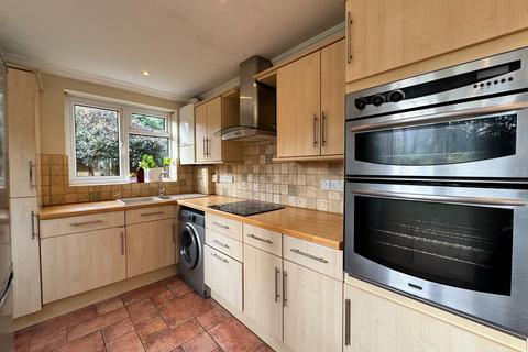 undefined, Ray Mill Road East, Maidenhead, Berkshire
